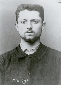Retrato antropométrico de Emile Henry (1872-94)