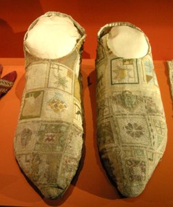 Zapatillas de obispo de French School