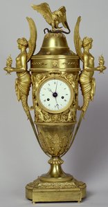 Reloj jarrón con un águila, c.1800 de French School