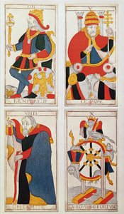 Cuatro cartas del tarot que representan El Emperador, El Papa, El Ermitaño y La Rueda de la Fortuna