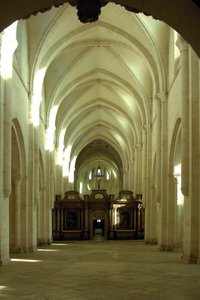 Interior de la Abadía Cisterciense de French School