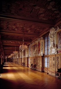 Vista interna de la galería Francisco I en Fontainebleau