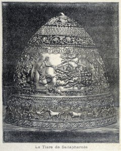La tiara de Saitapharnès - en “Le Peute Parisien” de French School