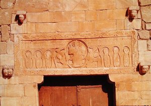 Dintel que representa a Cristo rodeado por los Apóstoles, c.1020 de French School