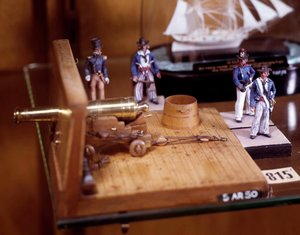 Modelo militar: soldados y un cañón de la marina francesa de French School