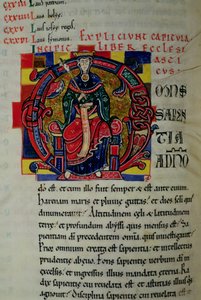 Inicial historiada O que representa una figura de Sabiduría, de la Biblia de San Benigno