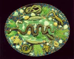 Plato Ovalado con Peces y Reptiles, reproducción de Bernard Palissy ware