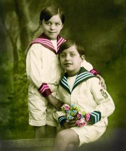 Retrato de dos niños c.1898