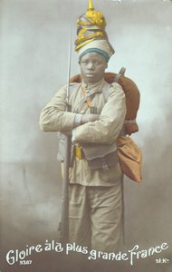 Tarjeta postal que representa a un soldado senegalés, 1915 de French School