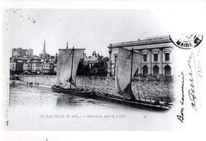 Postal que muestra barcazas en el Loira en Saumur, Francia, antes de 1914 de French School