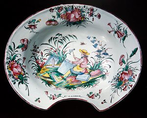 Plato de Sinceny con Decoración de Albañil de French School