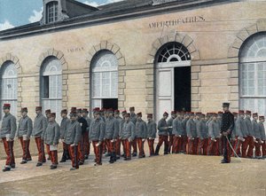 Escuela militar especial de Saint-Cyr (Saint Cyr), servicio interior: Salida del anfiteatro.