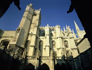 Catedral de St. Just desde el sur, comenzada en 1272
