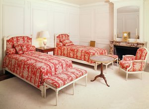 El Dormitorio del General Charles De Gaulle (1890-1970) y su Esposa en el Gran Trianón de French School