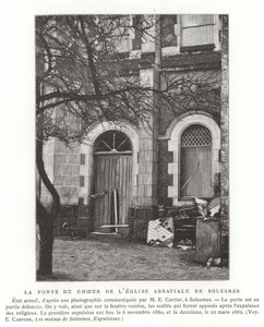 La puerta del coro de la iglesia abacial de Solesmes, Francia