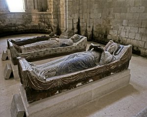 Tumbas de Leonor de Aquitania (primer plano) (1122-1204) reina de H... de French School