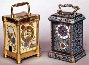 Dos relojes de carruaje franceses con decoración de esmalte, c.1870 de French School