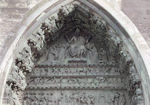 Tímpano del portal izquierdo del transepto norte que representa el Juicio Final, 1225-40 de French School