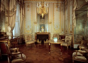 Vista del Gabinete Interior de la Reina María Antonieta (1755-1793) (el gabinete dorado). Versalles, museo del castillo de French School