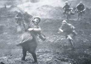 Soldado francés de la Primera Guerra Mundial herido por disparos durante un avance en el Frente Occidental de French School