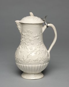 Jarra de agua, fabricada por la Fábrica de Pont-aux-Choux, c.1770 de French School