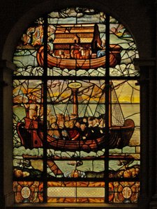 Ventana en el Charnier (w.3) que representa la historia del Arca de Noé y La Iglesia con Cristo y los Fieles de French School