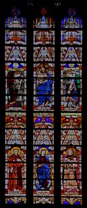 Ventana w0 que representa a Cristo y cinco santos incluyendo a Santa Elena de French School