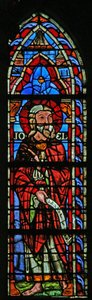 Ventana w103 que representa a Joel de French School