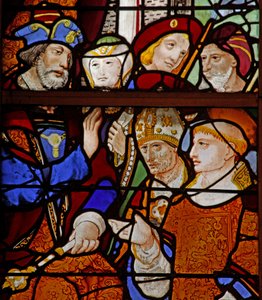 Ventana w13 que representa una escena de la vida de San Vicente: el santo ante el Emperador Daciano