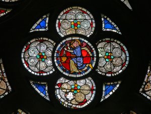 Ventana w13 que representa un ángel de French School