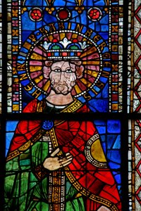 Ventana w15 que representa al emperador Enrique II de French School