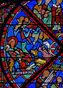Ventana w15 que representa el cuerpo muerto de San Esteban abandonado; los animales son disuadidos por los pájaros de French School