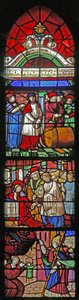 Ventana w19 que representa la Vida de San Remigio. Abajo: libera un alma poseída. Centro: se le ofrece el obispado de Reims (grabado) Arriba: milagro del vino en Cernay de French School