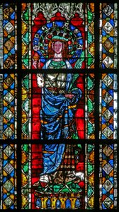 Ventana w204 que representa a Santa Pelagia de French School
