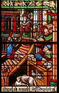Ventana que representa una escena de la Vida de la Virgen María: su Presentación en el Templo