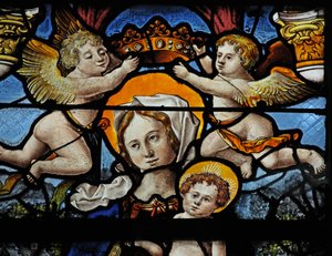 Ventana w3 que representa a la Virgen y el Niño de French School