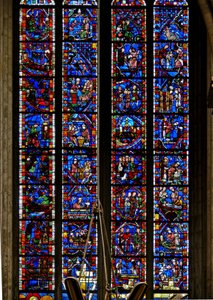 Ventana w51 que representa una de Les Belles Verrieres con escenas de las vidas de San Nicolás, Santa Catalina y San Sever de French School