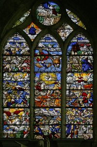 Ventana w5 que representa el Libro de la Revelación de San Juan de French School