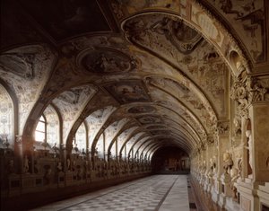 Vista del antiquarium del Palacio Real diseñado por el arquitecto y pintor Friedrich Sustris (1540-1599)