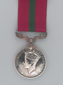Medalla de Servicio Largo y Buena Conducta, Sargento Mayor Regimental Hassan Jabir, Los Fusileros Africanos del Rey