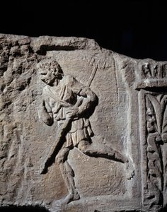 Arte Galo-Romano: estela que representa a un gladiador de Gallo Roman