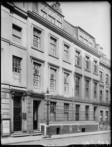 33-34 Waterloo Street, Birmingham, 1941 de George Bernard Mason