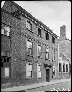 Little Park Street, Coventry, 1941 de George Bernard Mason