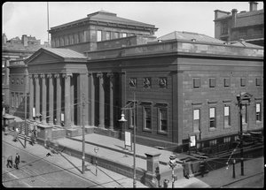 Galería de Arte de la Ciudad, Mosley Street, Manchester, 1942 de George Bernard Wood