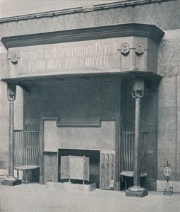 Chimenea diseñada por C. Harrison Townsend con tallado diseñado y ejecutado por George Frampton de Charles Harrison Townsend