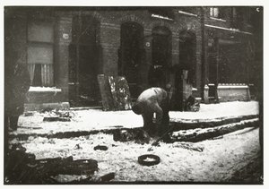 Trabajador de la construcción en el trabajo en la nieve en Amsterdam de George Hendrik Breitner