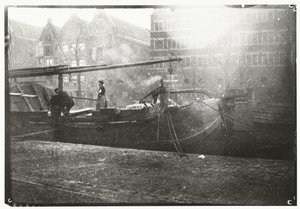 Almacenes gubernamentales en Brouwersgracht en Amsterdam de George Hendrik Breitner