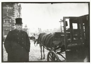 Caballos con carruaje en Leidseplein en Amsterdam de George Hendrik Breitner