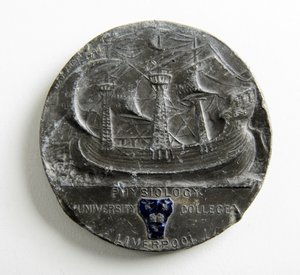 Medalla George Holt de la Universidad de Liverpool para Fisiología
