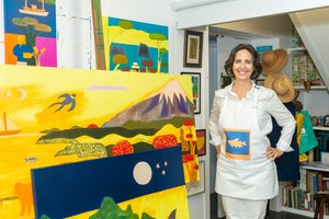 Cristina Rodríguez en su estudio, 2022